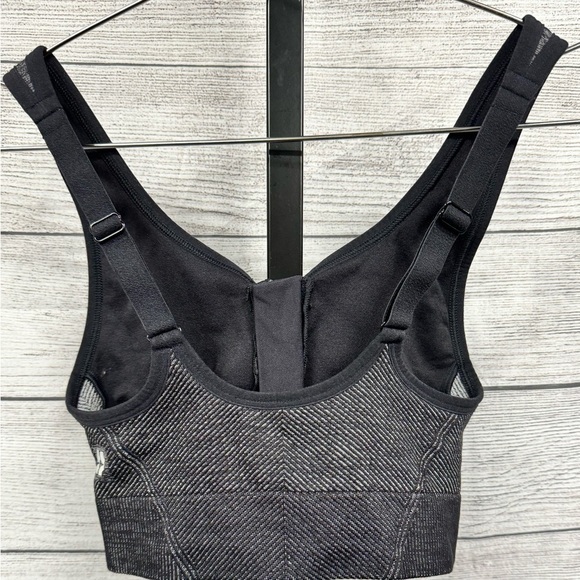 All in Motion Zip Front Sports Bra - Picture 8 of 8